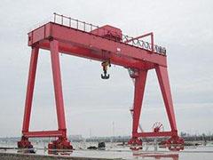 Điều gì về sự trượt của cần cẩu cảng trong những ngày mưa What about the skid of the port crane in rainy days.jpg