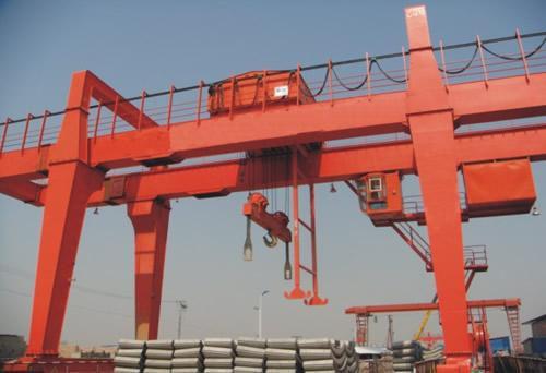 Cách kéo dài tuổi thọ của cranes.jpg How to extend the service life of cranes.jpg