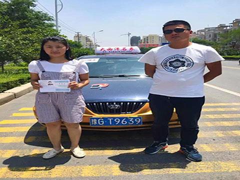 Tình yêu giúp kiểm tra chúng ta đang ở trong action23435356435.jpg Love helps test we are in action23435356435.jpg