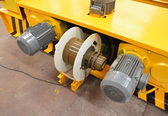 Xe đẩy truyền tải bằng dây cáp